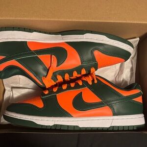 Nike Dunk Low Retro Miami Hurricanes